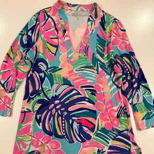 Lilly Pulitzer top/tunic/blouse size medium.